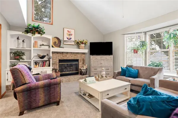 17510 W 116th ST, Olathe, KS 66061
