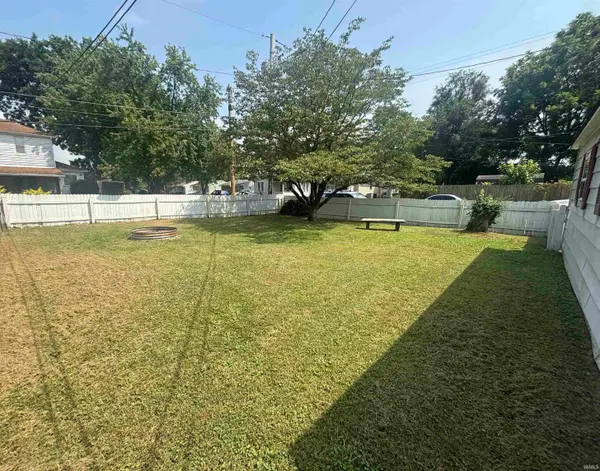 2201 N Fulton AVE, Evansville, IN 47710