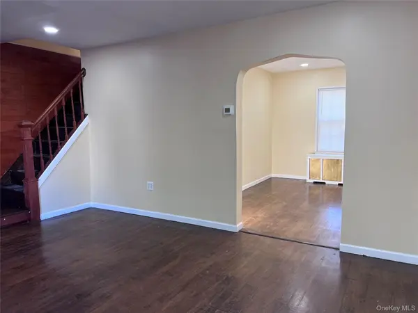 13018 228th ST, Laurelton, NY 11413