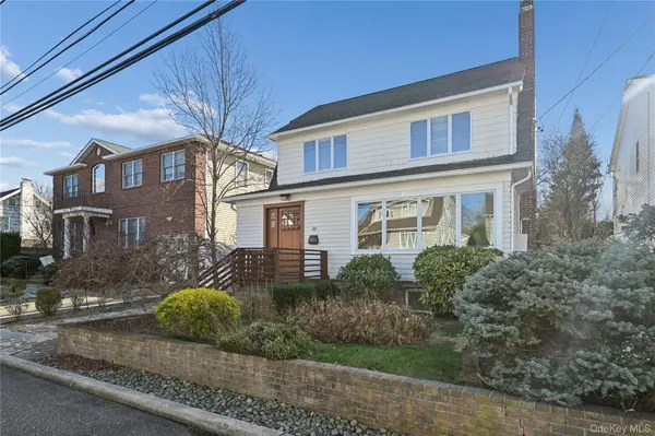 109 Longworth AVE, Woodmere, NY 11598