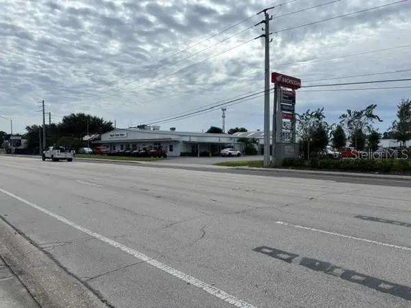 2530 17TH ST, Sarasota, FL 34234