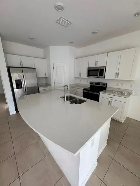 8556 LUNAR SKYE ST, Sarasota, FL 34241