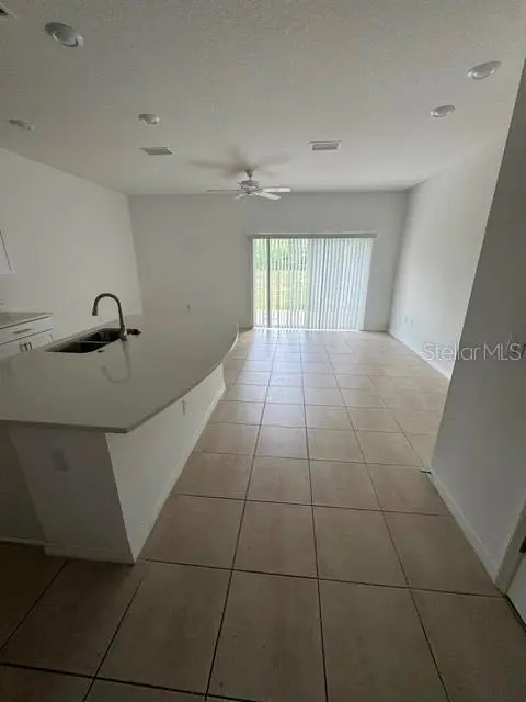 8556 LUNAR SKYE ST, Sarasota, FL 34241