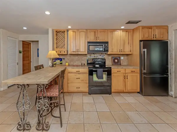 990 FLORENCE ST, Nokomis, FL 34275