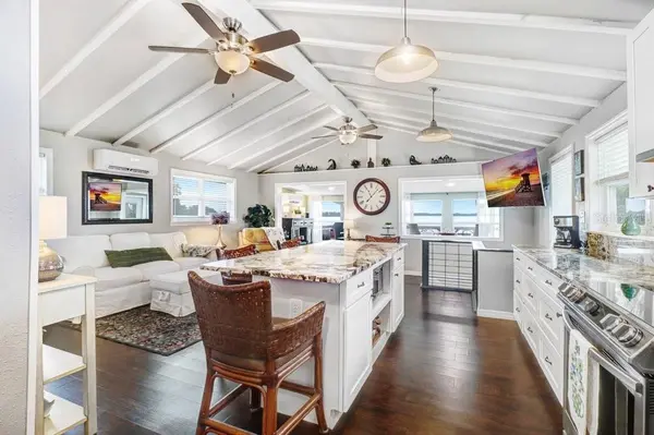 11337 KNIGHTS GRIFFIN RD, Thonotosassa, FL 33592