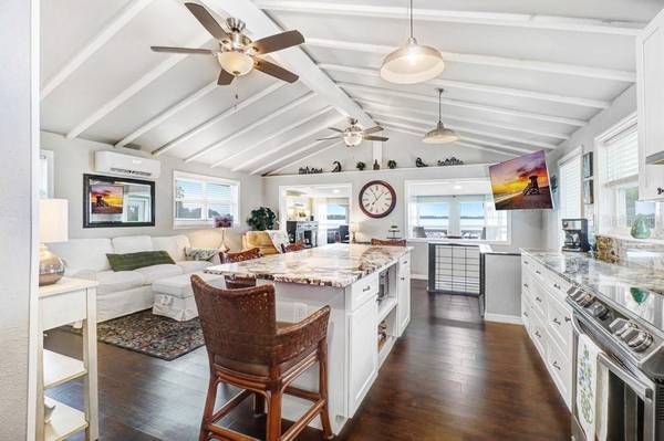 11337 KNIGHTS GRIFFIN RD, Thonotosassa, FL 33592