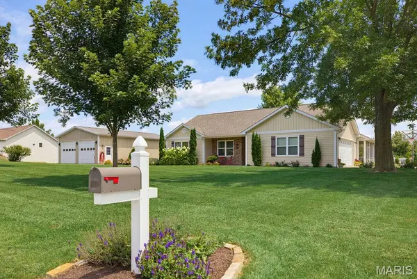 136 Raspberry LN, Jackson, MO 63755