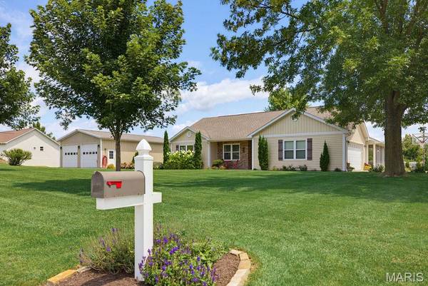136 Raspberry LN, Jackson, MO 63755