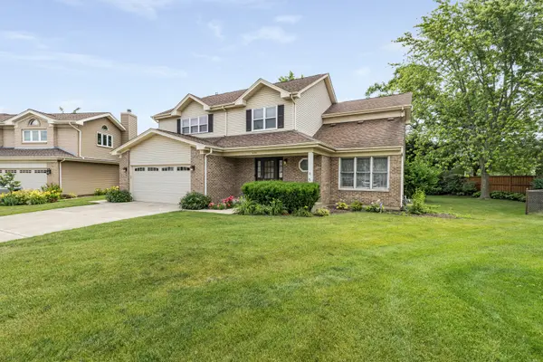 1121 Russetwood CT, Wheeling, IL 60090