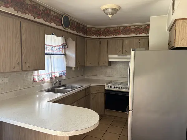 4615 Fishermans TER, Lyons, IL 60534