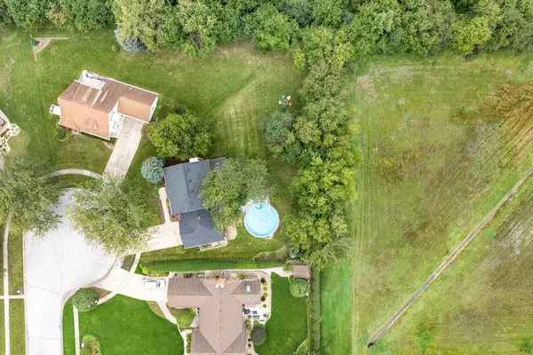 381 E Nebraska A ST, Frankfort, IL 60423