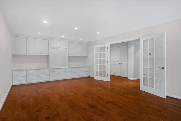 Address not disclosed, Winnetka, IL 60093
