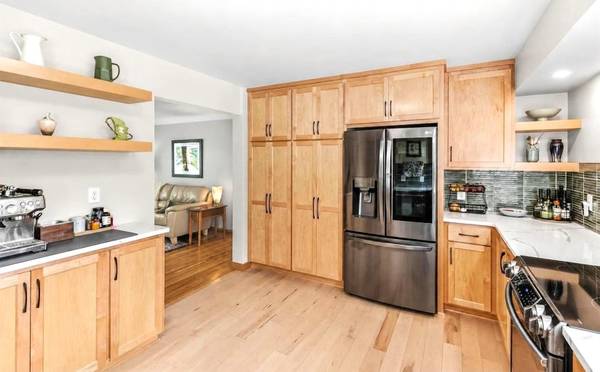 13881 90th AVE N, Maple Grove, MN 55369