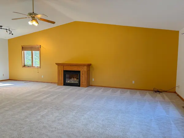 1727 S Court ST, Fergus Falls, MN 56537