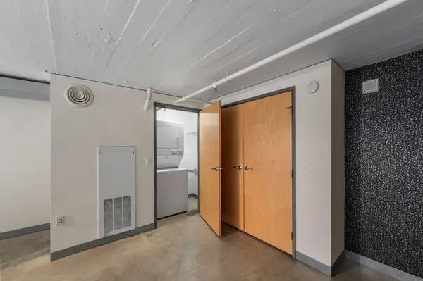 250 Park AVE #215, Minneapolis, MN 55415