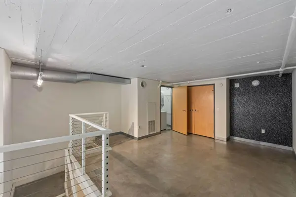 250 Park AVE #215, Minneapolis, MN 55415