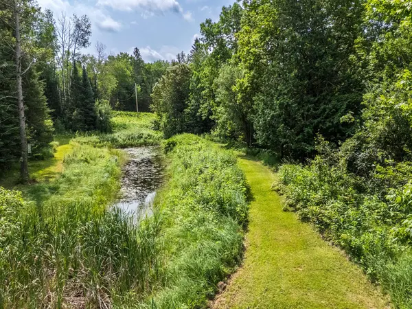 52671 Becker RD, Bigfork, MN 56628