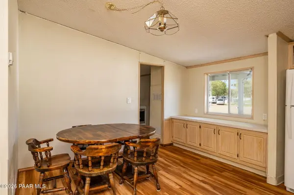 13517 S Bob White PL, Mayer, AZ 86333
