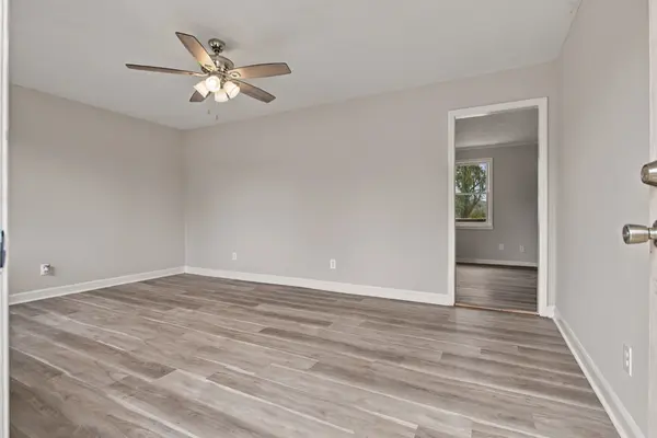 2414 Steve Dr, Columbia, TN 38401