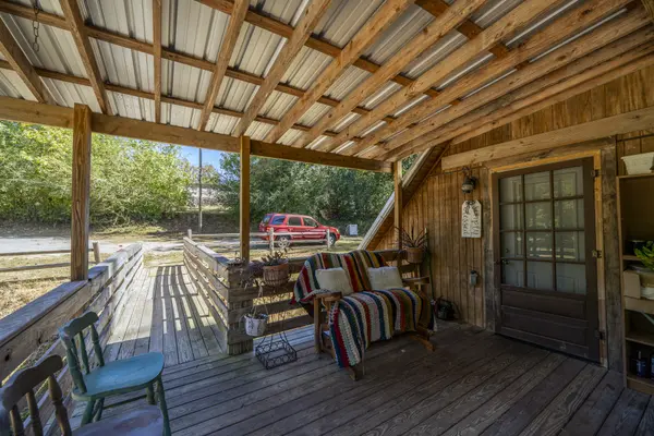 425 Stockard St, Waynesboro, TN 38485