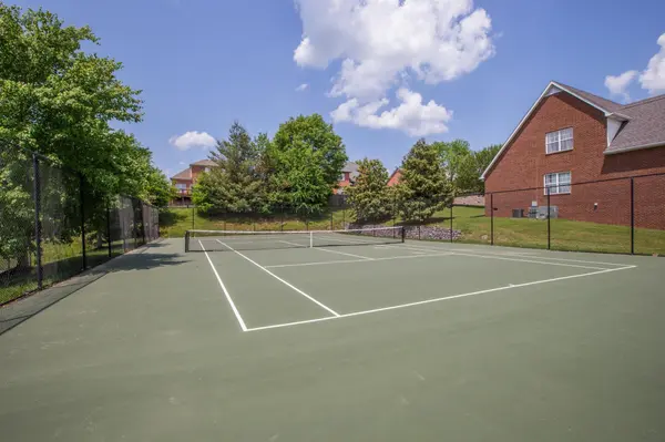 108 Cavalier Drive, Hendersonville, TN 37075