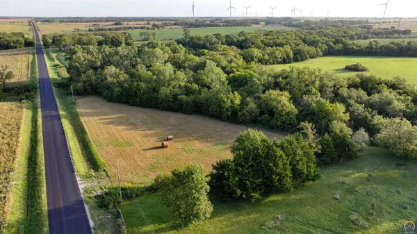 00000 Trefoil Rd, Waverly, KS 66871