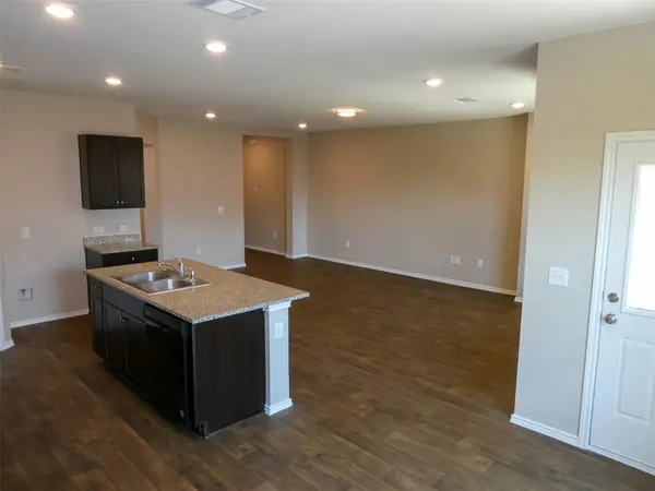 6009 RODERICK DR, Austin, TX 78724