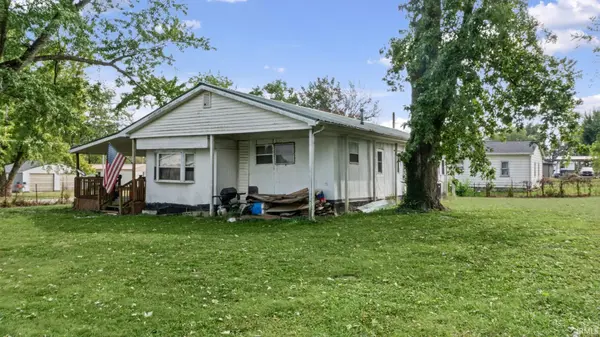 92 SW 10th ST, Linton, IN 47441