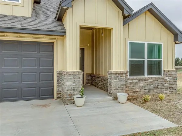 2319 N Greys Harbor RD, Blanchard, OK 73010