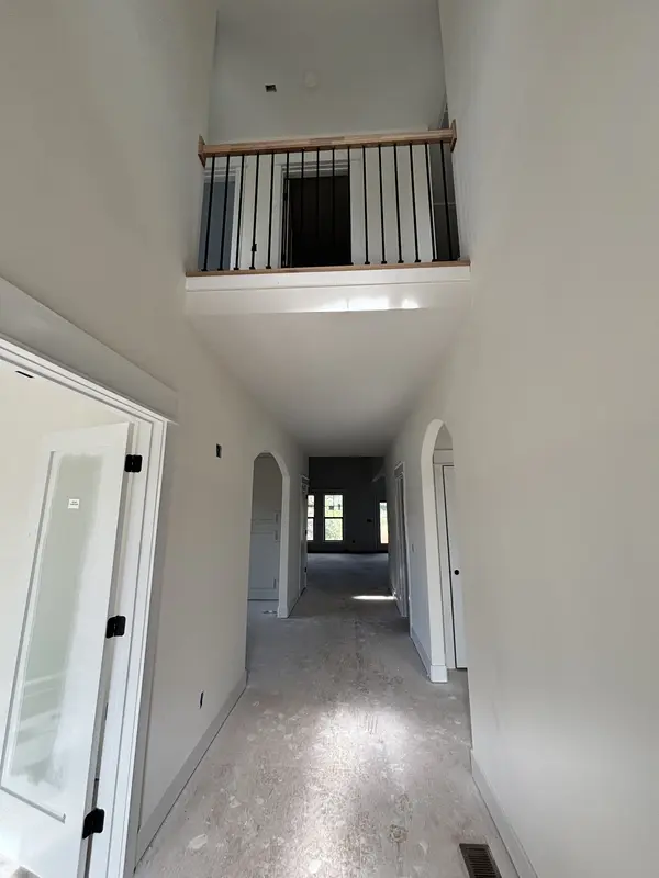 1063 Linder Ridge Rd, Woodlawn, TN 37191