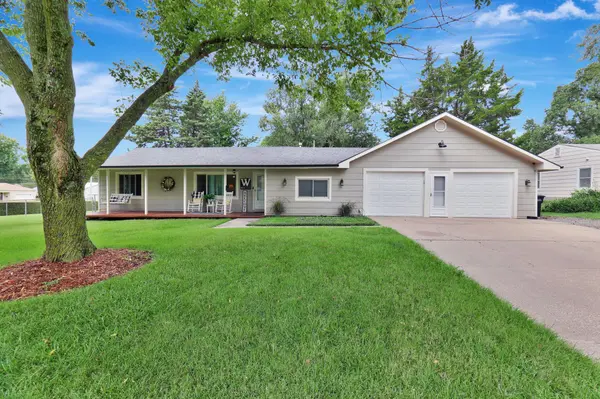 1703 N Cron St, Augusta, KS 67010