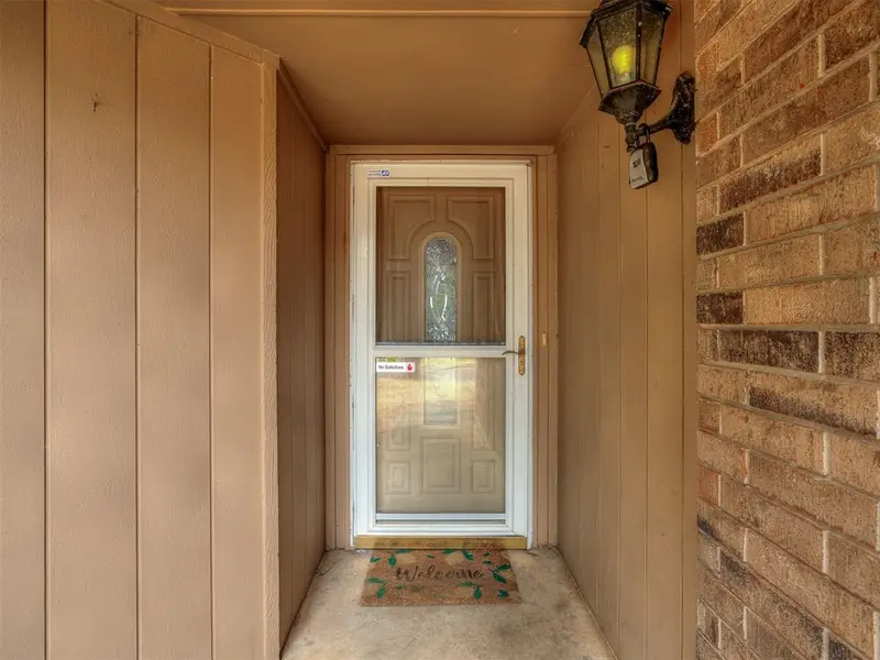 7804 NW 82nd ST, Oklahoma City, OK 73132