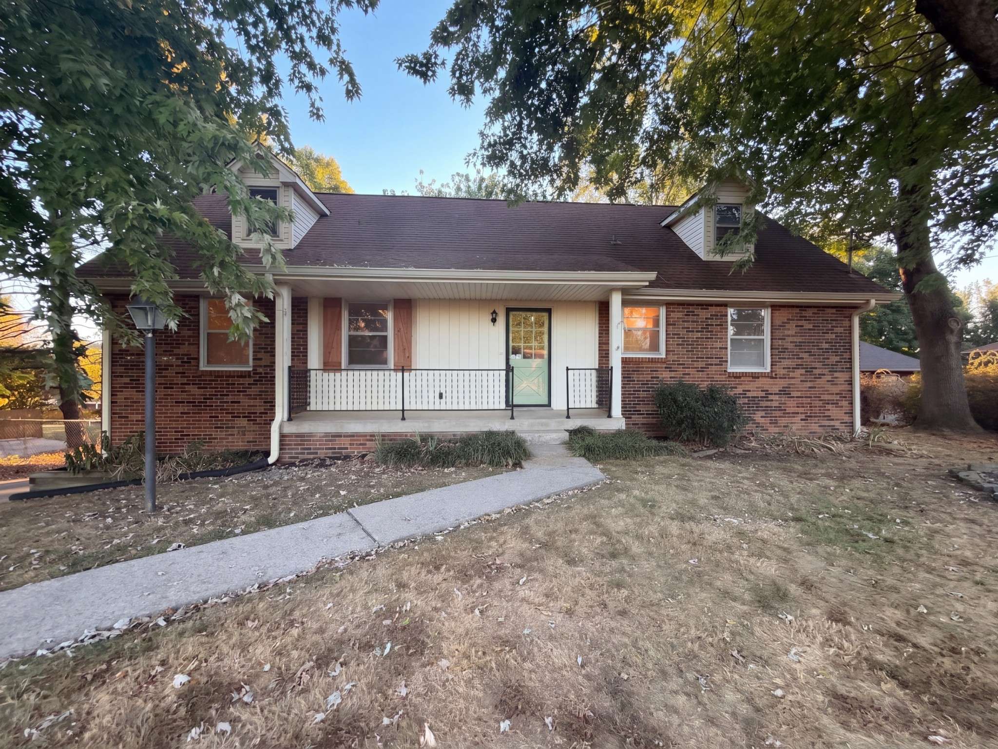 561 Augusta Dr, Hermitage, TN 37076