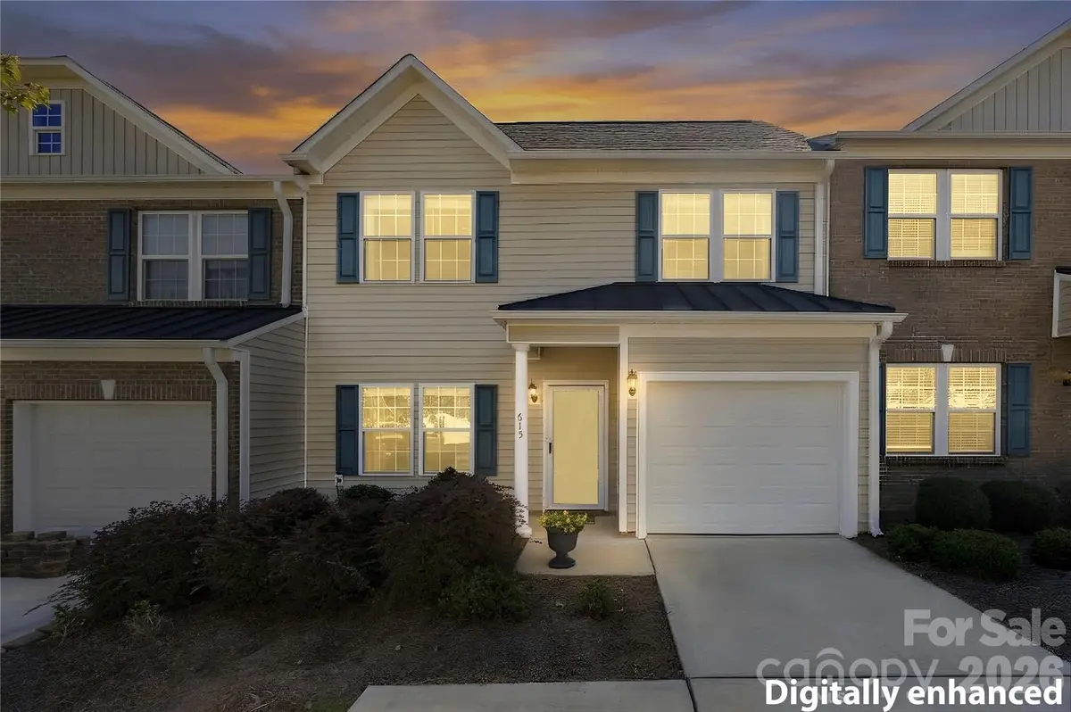615 School House LN, Fort Mill, SC 29708