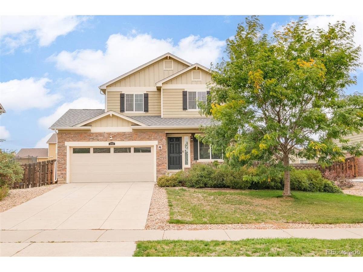 233 S New Castle, Aurora, CO 80018