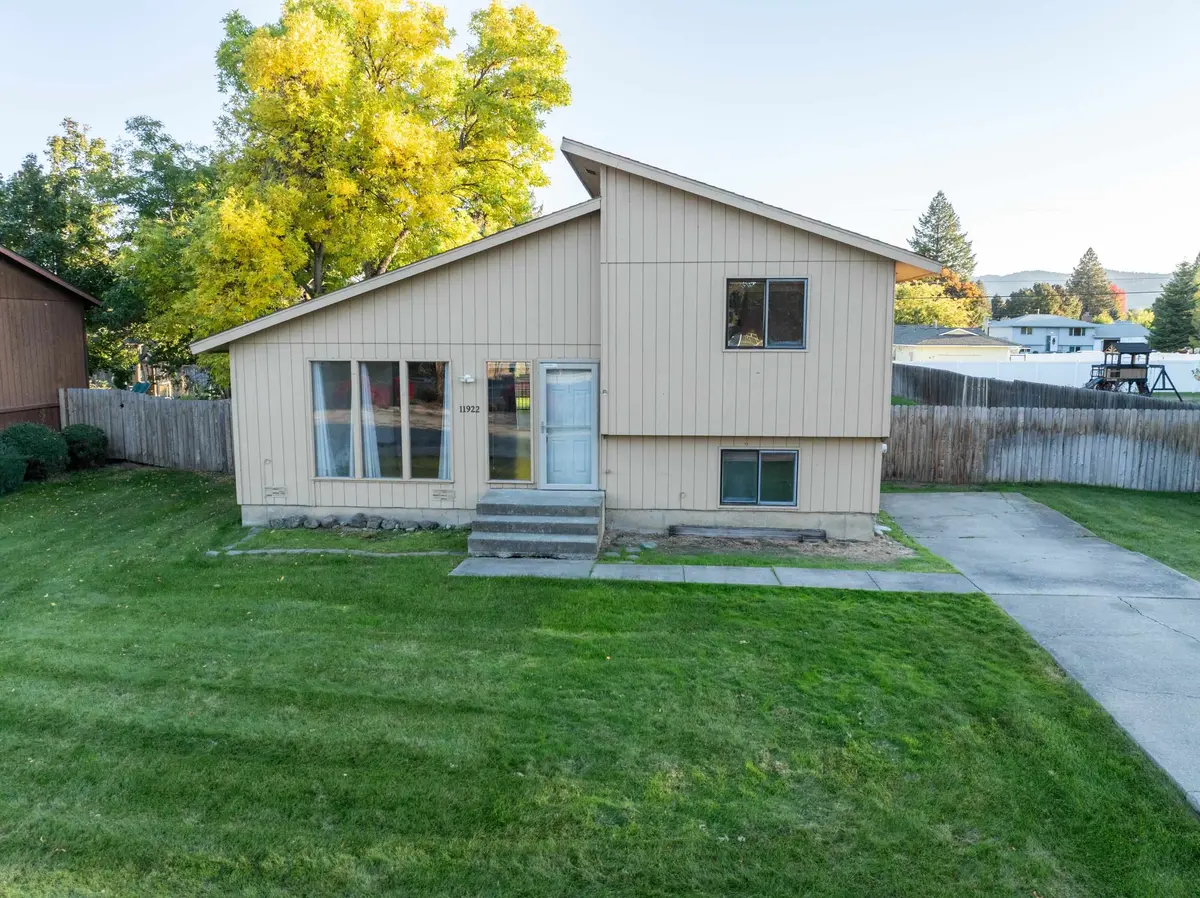 11922 E 24th Ave, Spokane Valley, WA 99206-0000