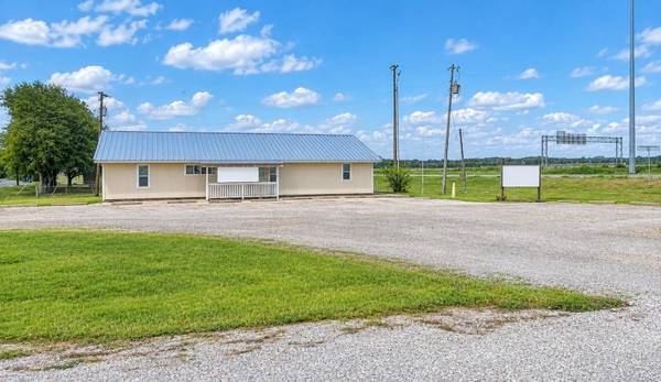 Address not disclosed, Lockhart, TX 78644