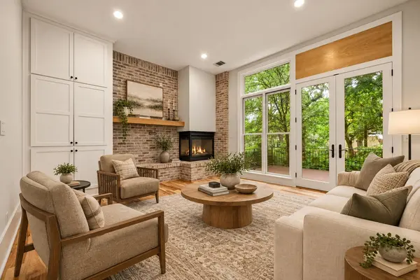 1205 Norwalk LN #D, Austin, TX 78703