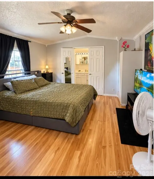 124 Arbor DR #116, Statesville, NC 28677