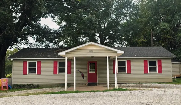 1831 Chesnee HWY, Gaffney, SC 29341