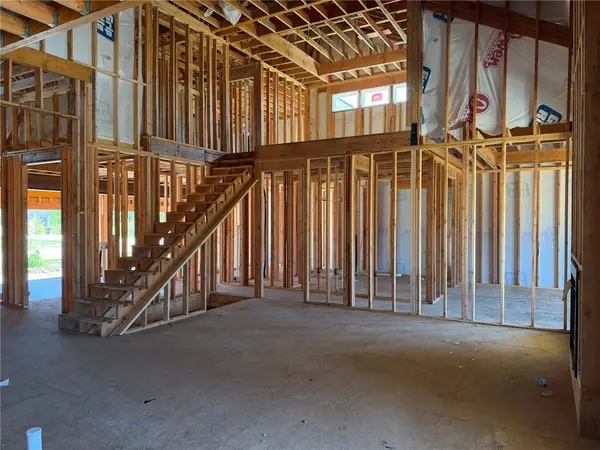 18608 Ironwood ST, Overland Park, KS 66085
