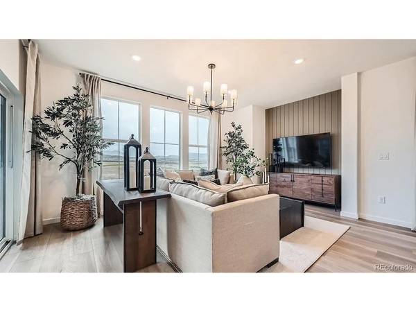1968 Crested Lark, Fort Collins, CO 80528