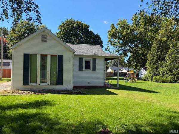 815 S 15th ST, Goshen, IN 46526