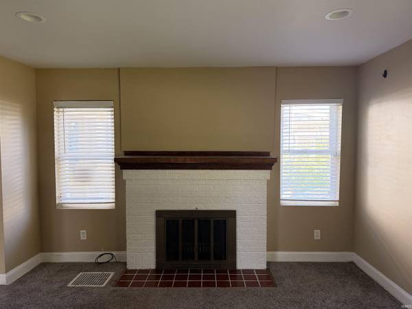 3205 S Michigan ST, South Bend, IN 46614