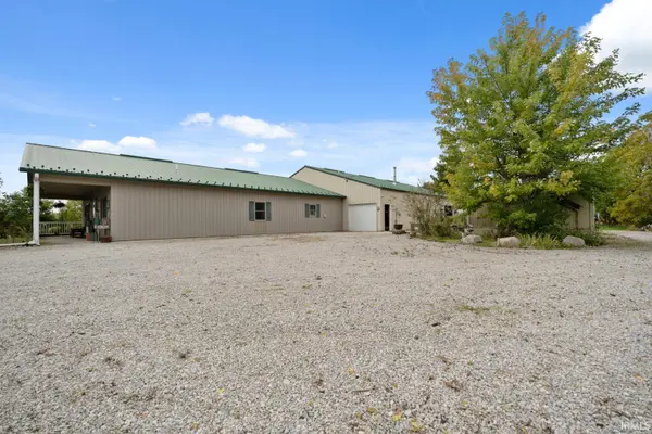 2238 E State Road 14 ***, Silver Lake, IN 46982
