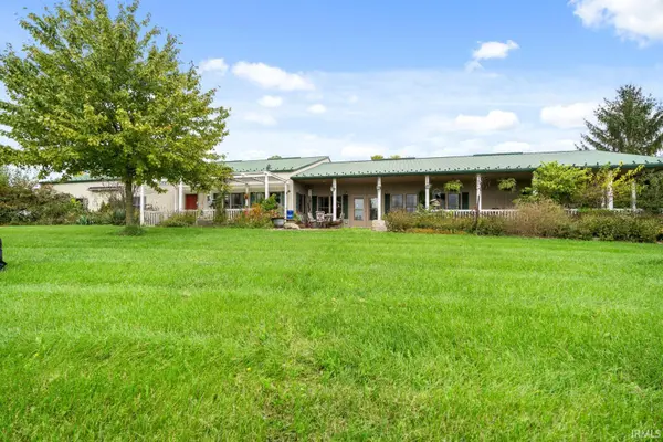 2238 E State Road 14 ***, Silver Lake, IN 46982