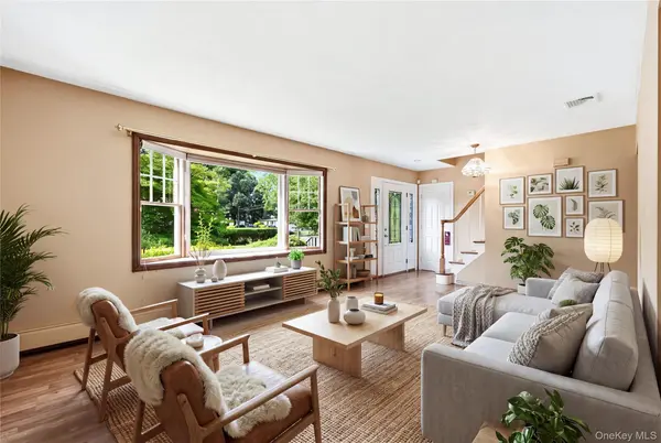 901 Liberty ST, Bohemia, NY 11716