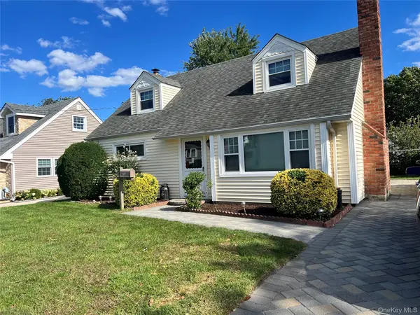 77 Horton AVE, Valley Stream, NY 11581