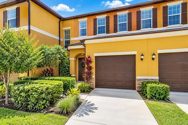 30119 MOSSBANK DR, Wesley Chapel, FL 33543