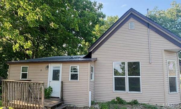 29277 State Highway D, La Belle, MO 63447